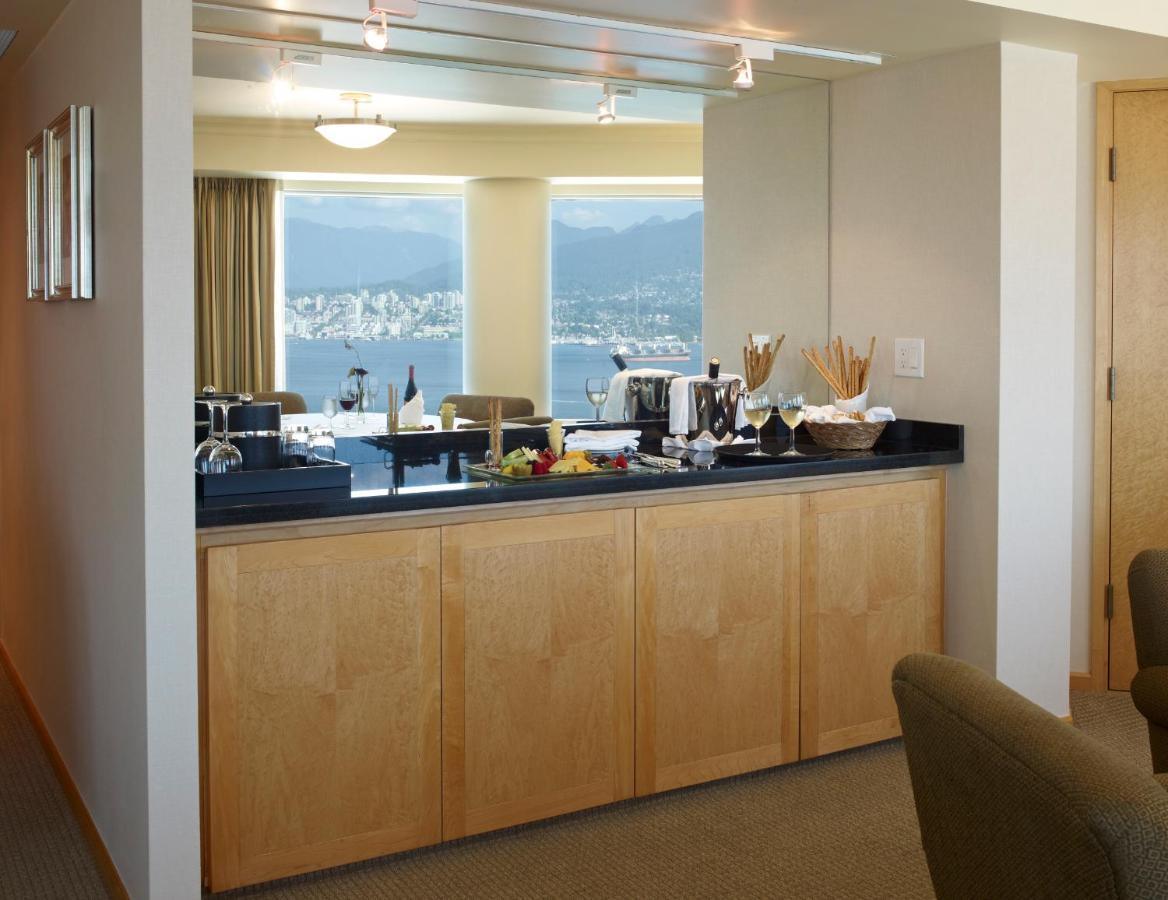 Pan Pacific Hotel
