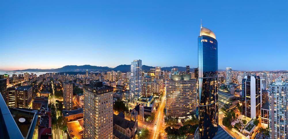 Sheraton Centre Hotel