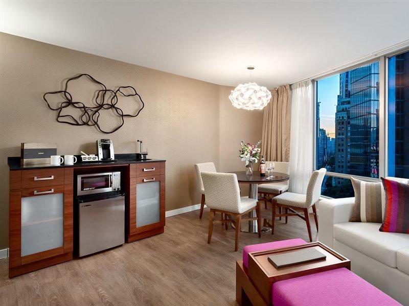 Hotel Auberge Vancouver Hotel 4*