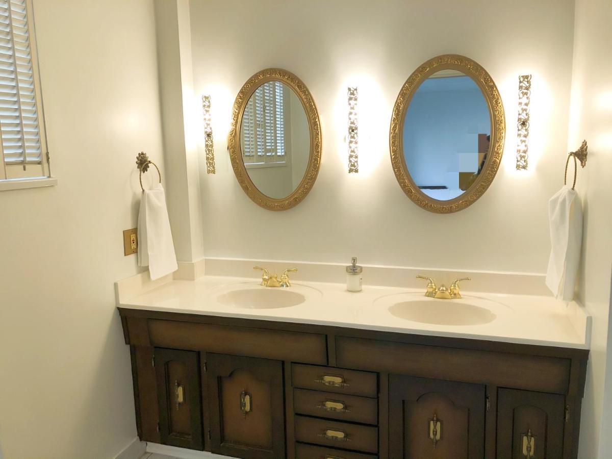 West Luxury Guest house Vancouver
