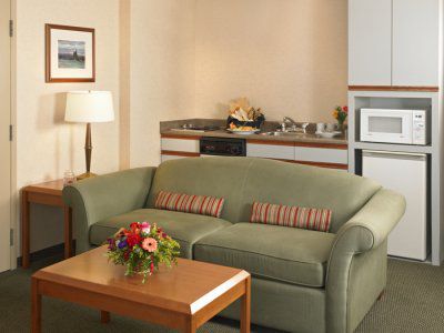 Hotel By Marriott Downtown 3*