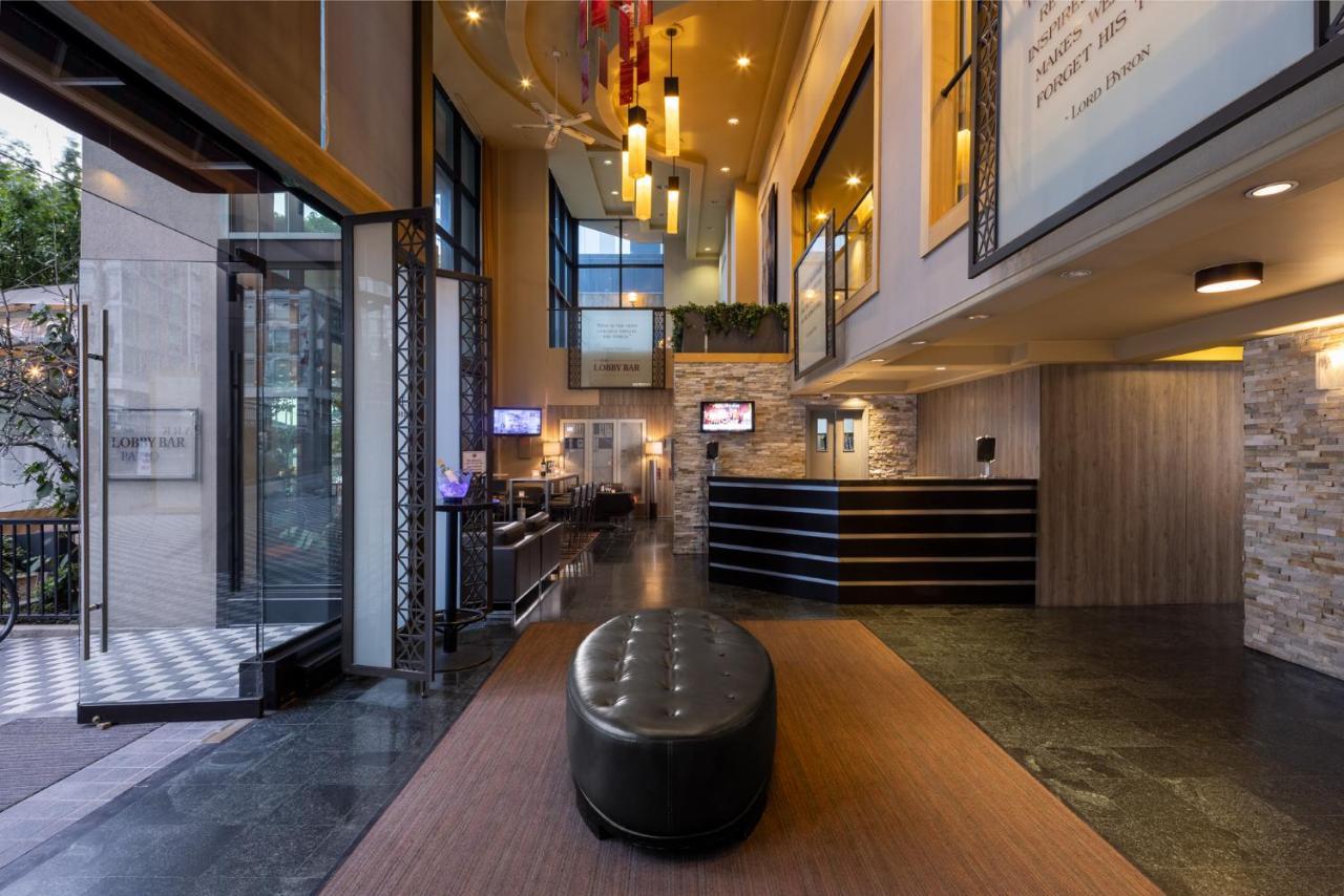Hotel The Parker And Rooftop 4*
