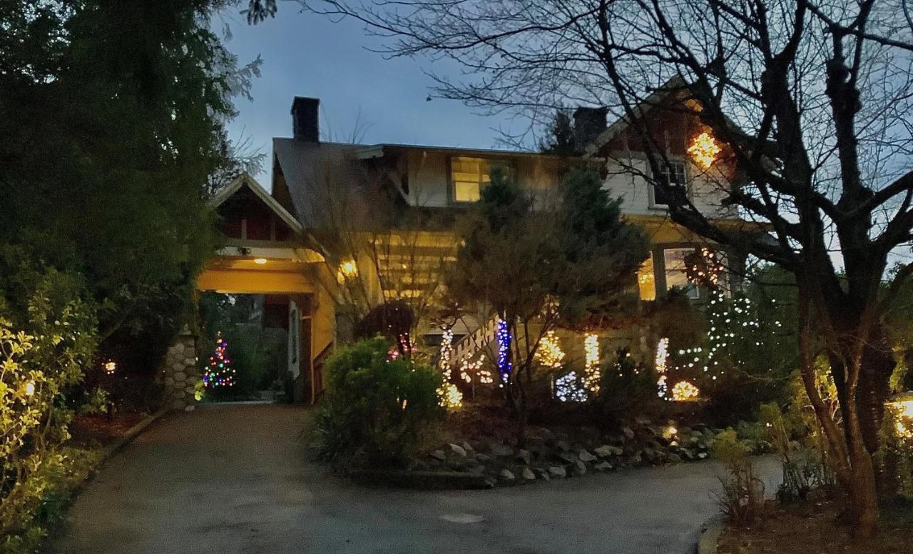 Suite Smart Shaughnessy Bed & Breakfast