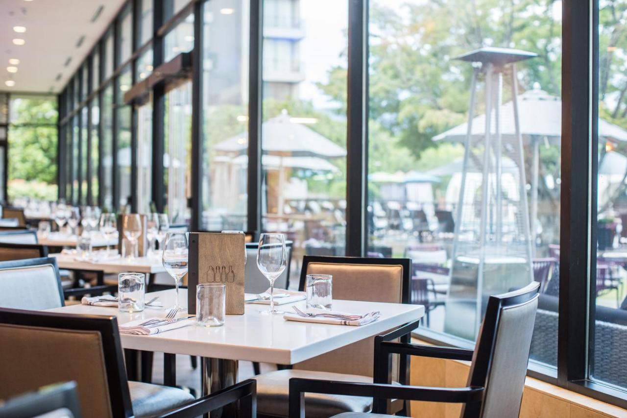 The Westin Bayshore, 4*