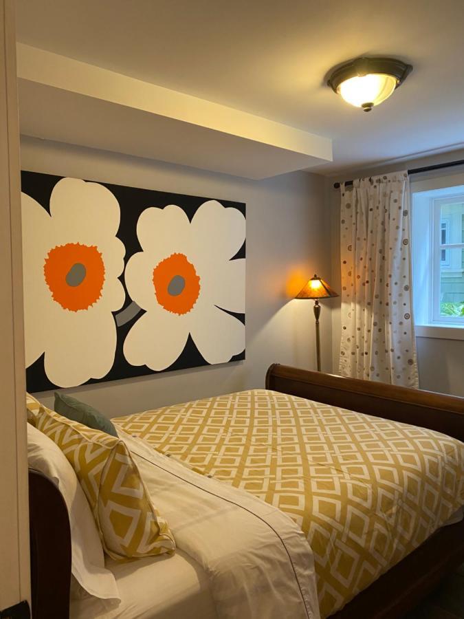 Beautiful, Quiet 3br In Posh Kitsilano Apartment *
