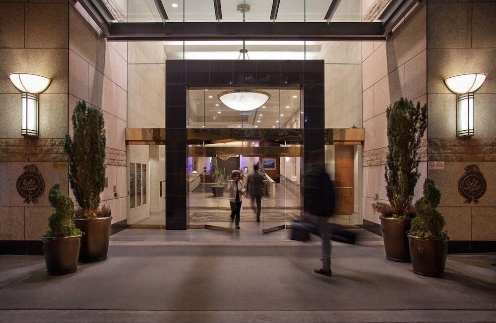 Auberge Vancouver Hotel Hotel