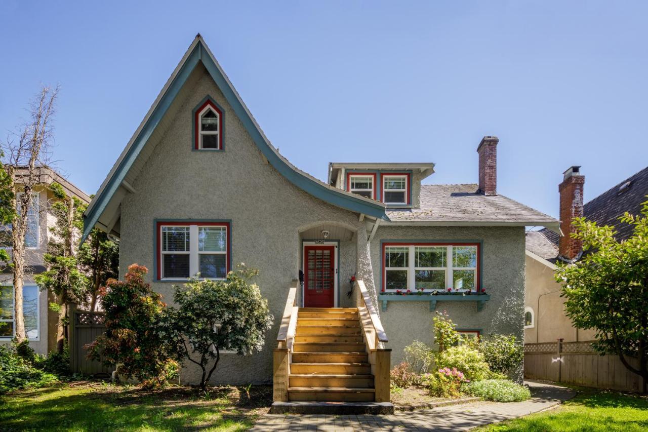 Cozy 4-Bedroom Home In Vancouver Holiday home Vancouver