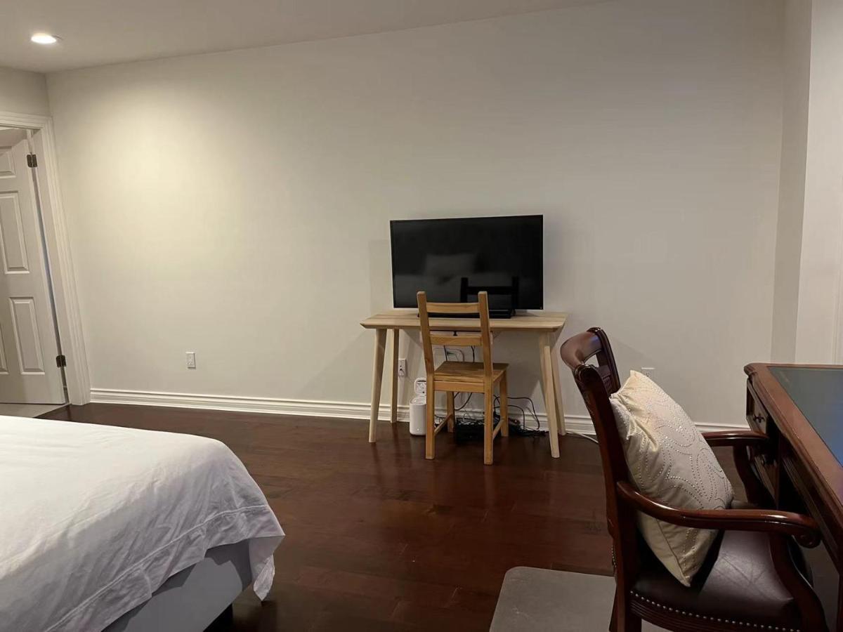 Homestay 温西豪宅，商务套房，独立卫生间 Vancouver