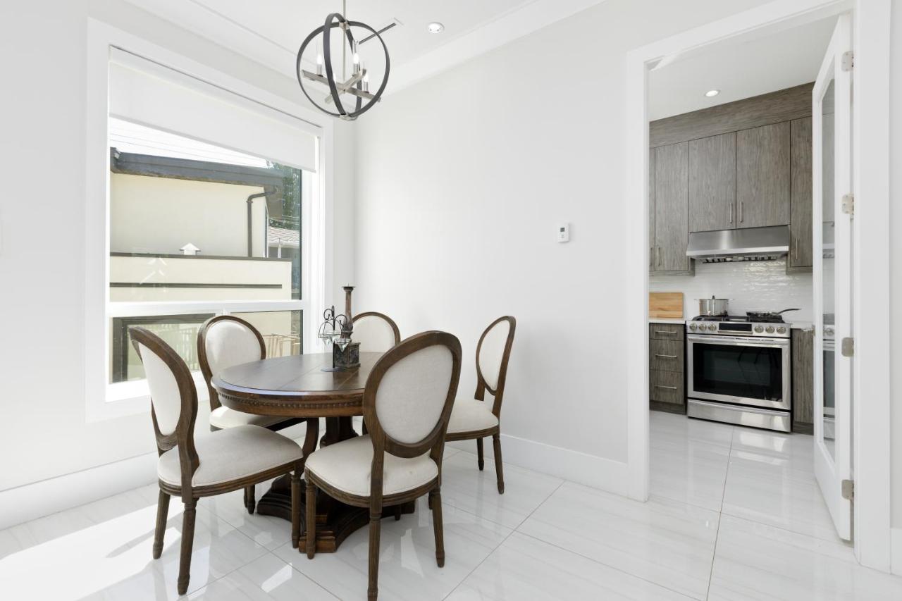 Cheerful 5 Bedroom House In * Vancouver