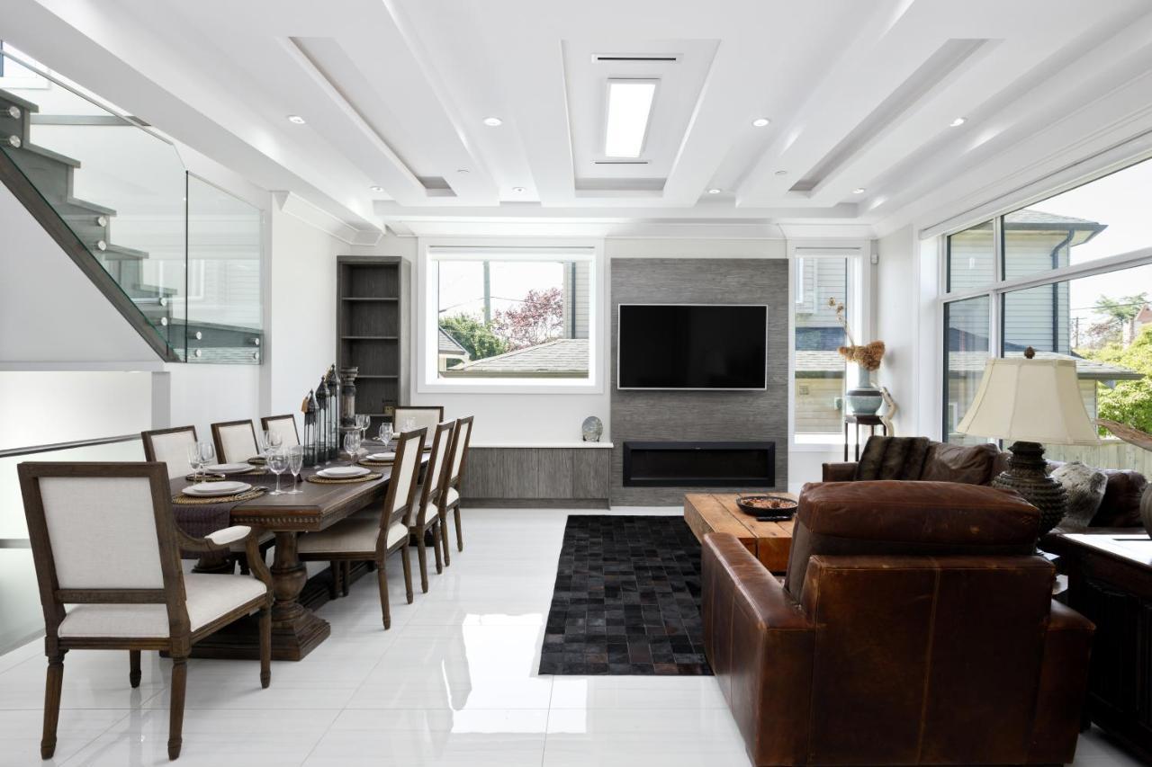 Apartment Cheerful 5 Bedroom House In