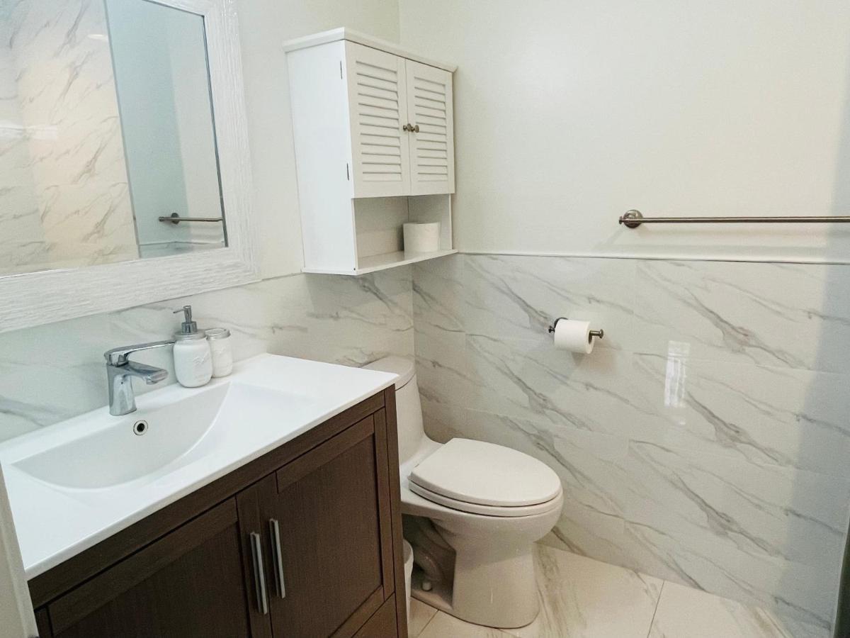 Adorable 2-bedroom Basement In Vancouver
