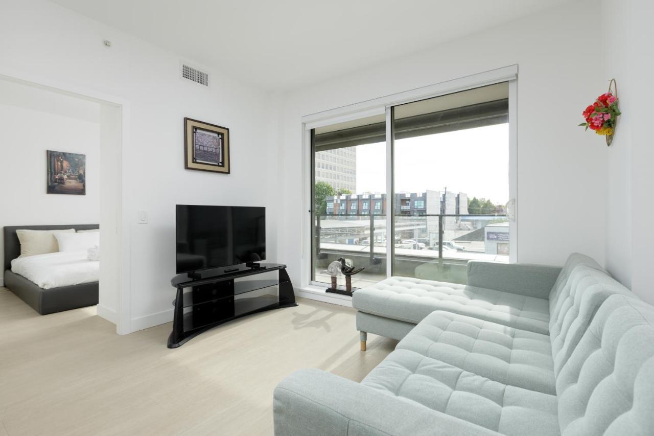Cozy 2-bedroom In Apartment