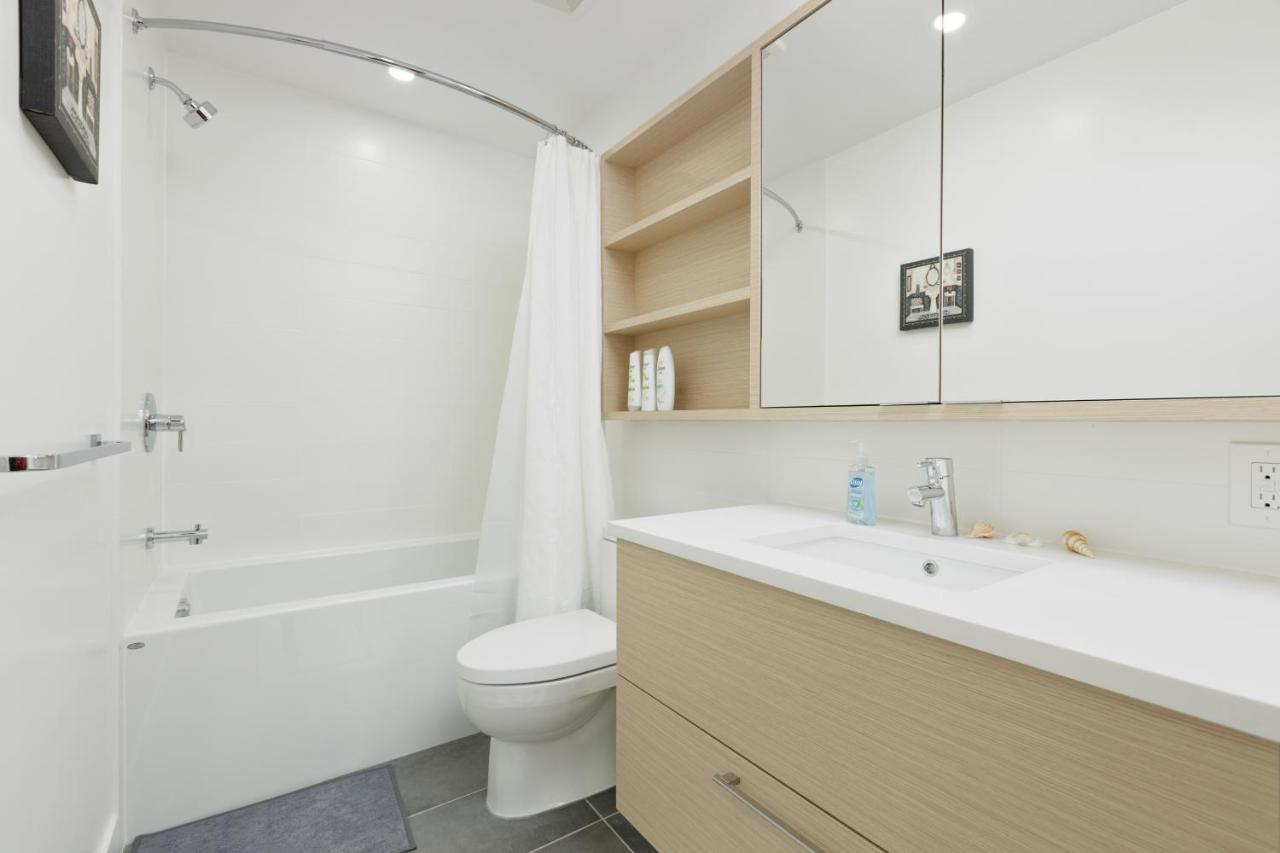 Cozy 2-bedroom In * Vancouver
