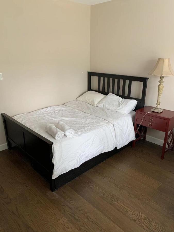Cozy 4-Bedroom Home In Vancouver *