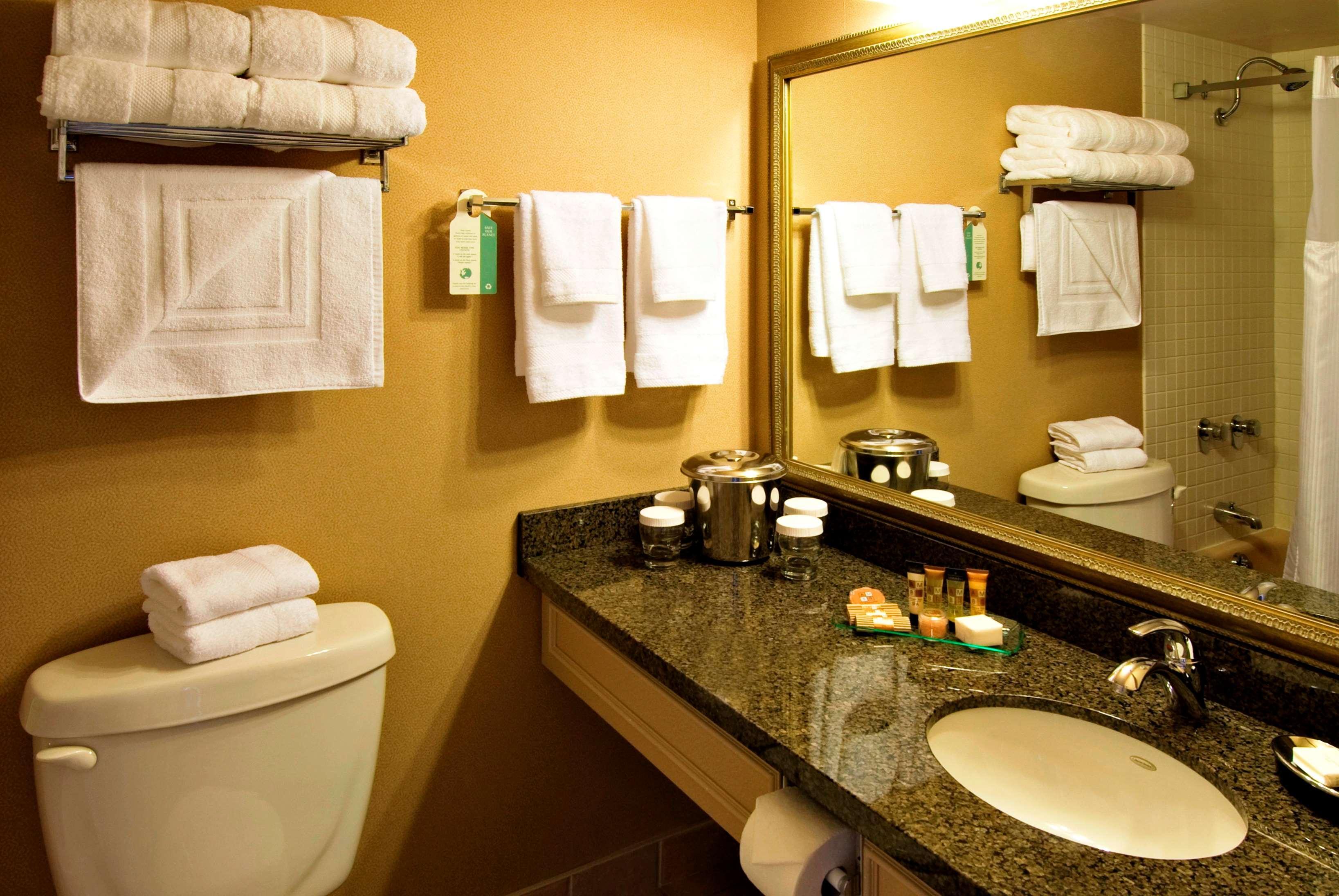 Western Sands Hotel Vancouver