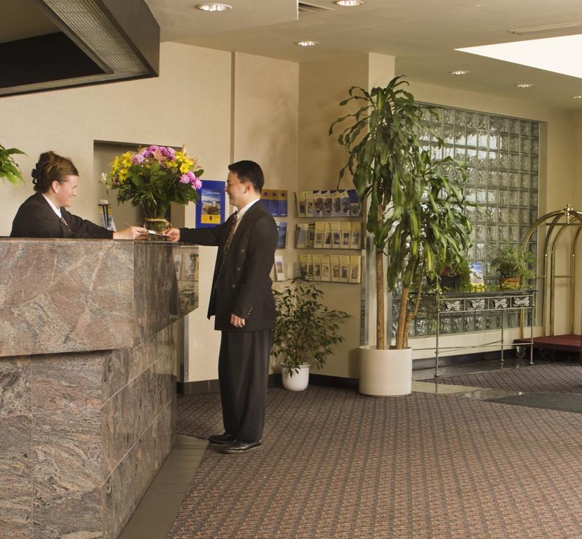 Western Airport 3*