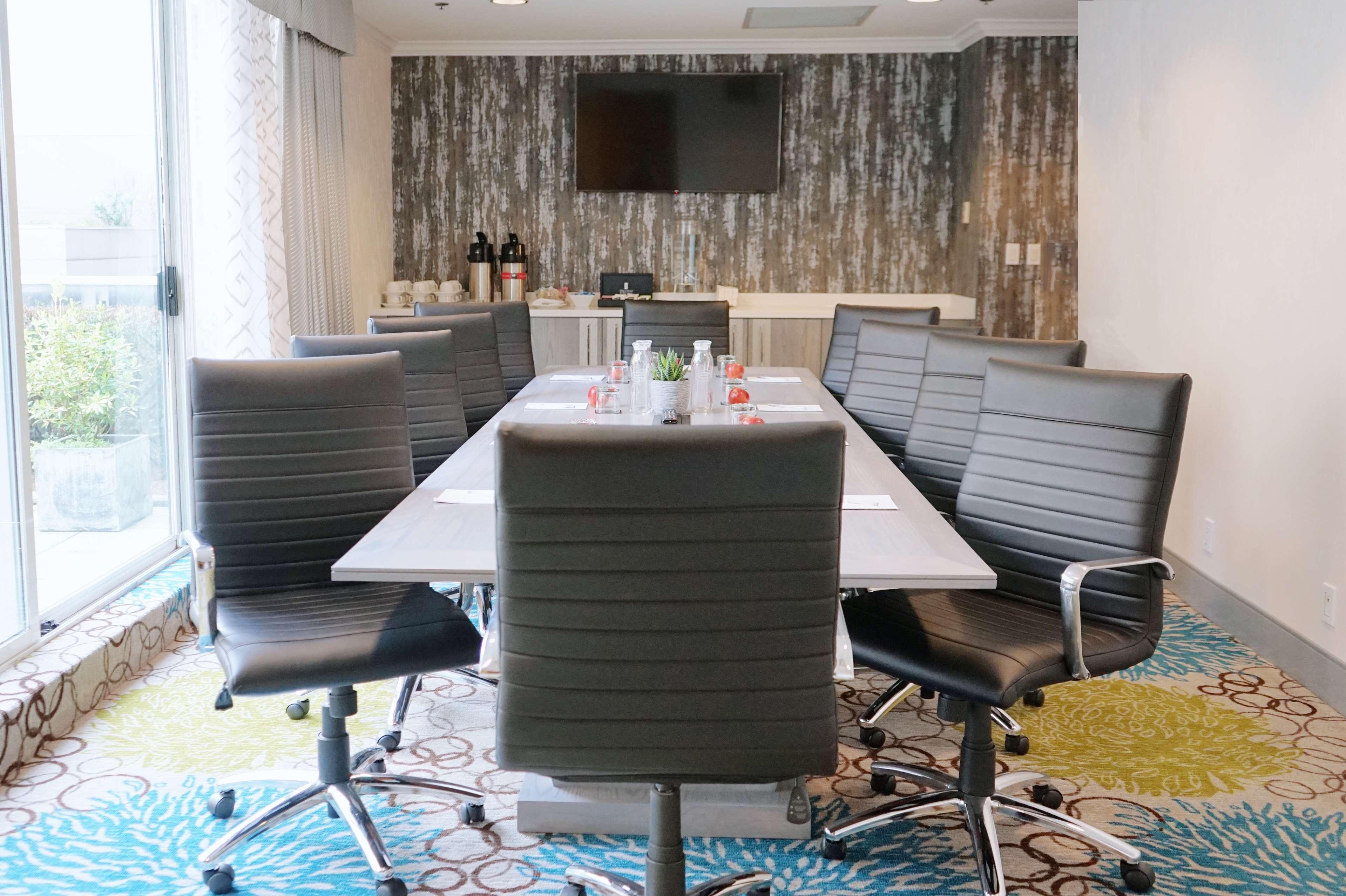 Hampton & Suites, By Hilton - Downtown 3* Vancouver