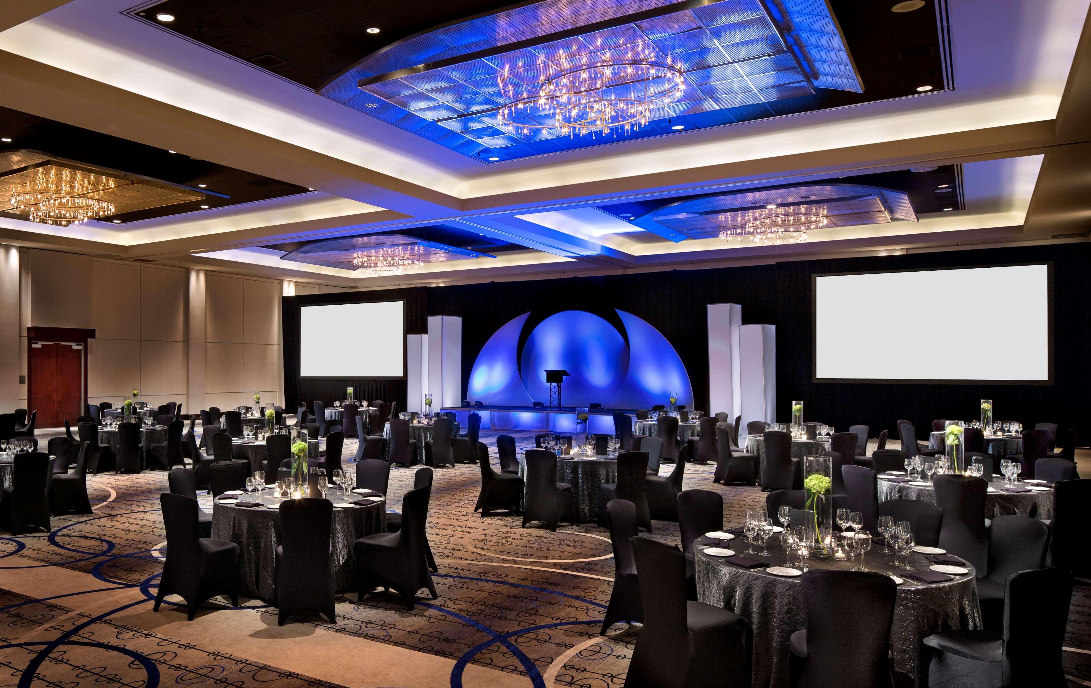 Hyatt Regency Hotel Vancouver