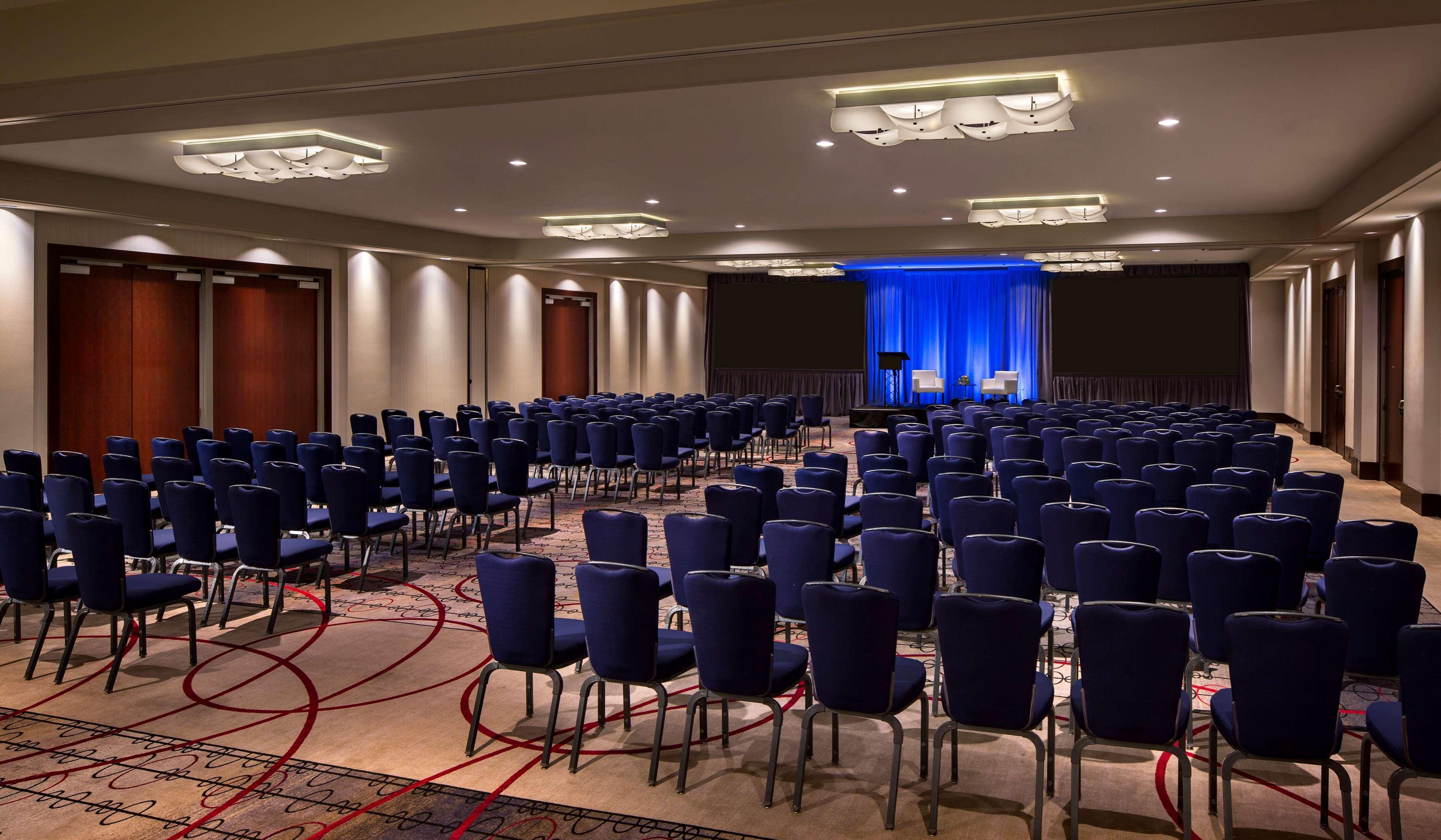 Hyatt Regency 5* Vancouver