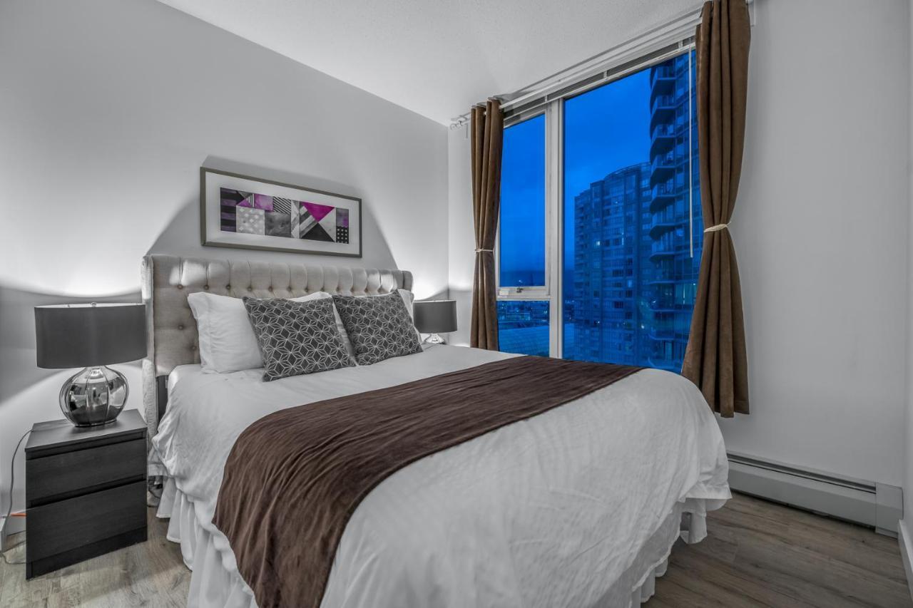 The Urban Apartment *