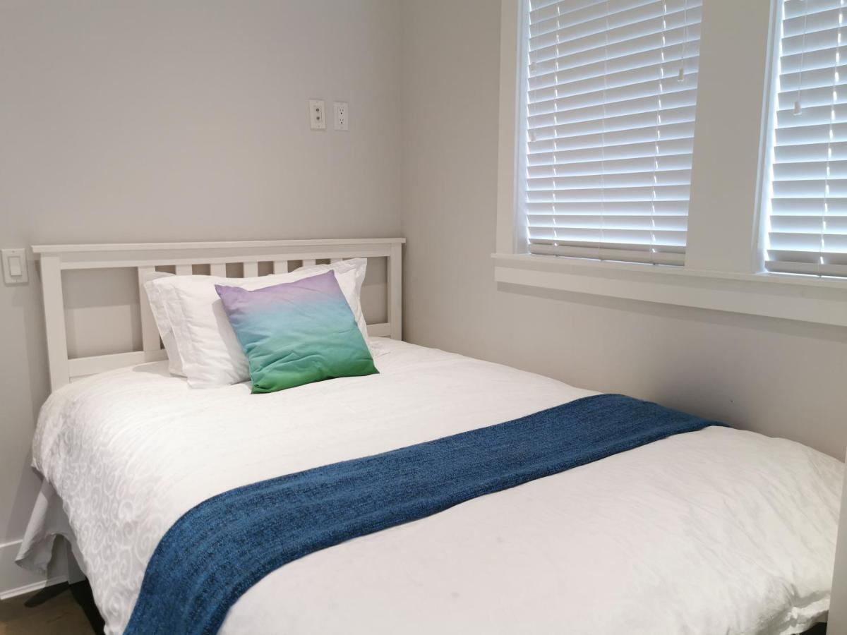 West Cozy Retreat By Host Launch Guest house Vancouver