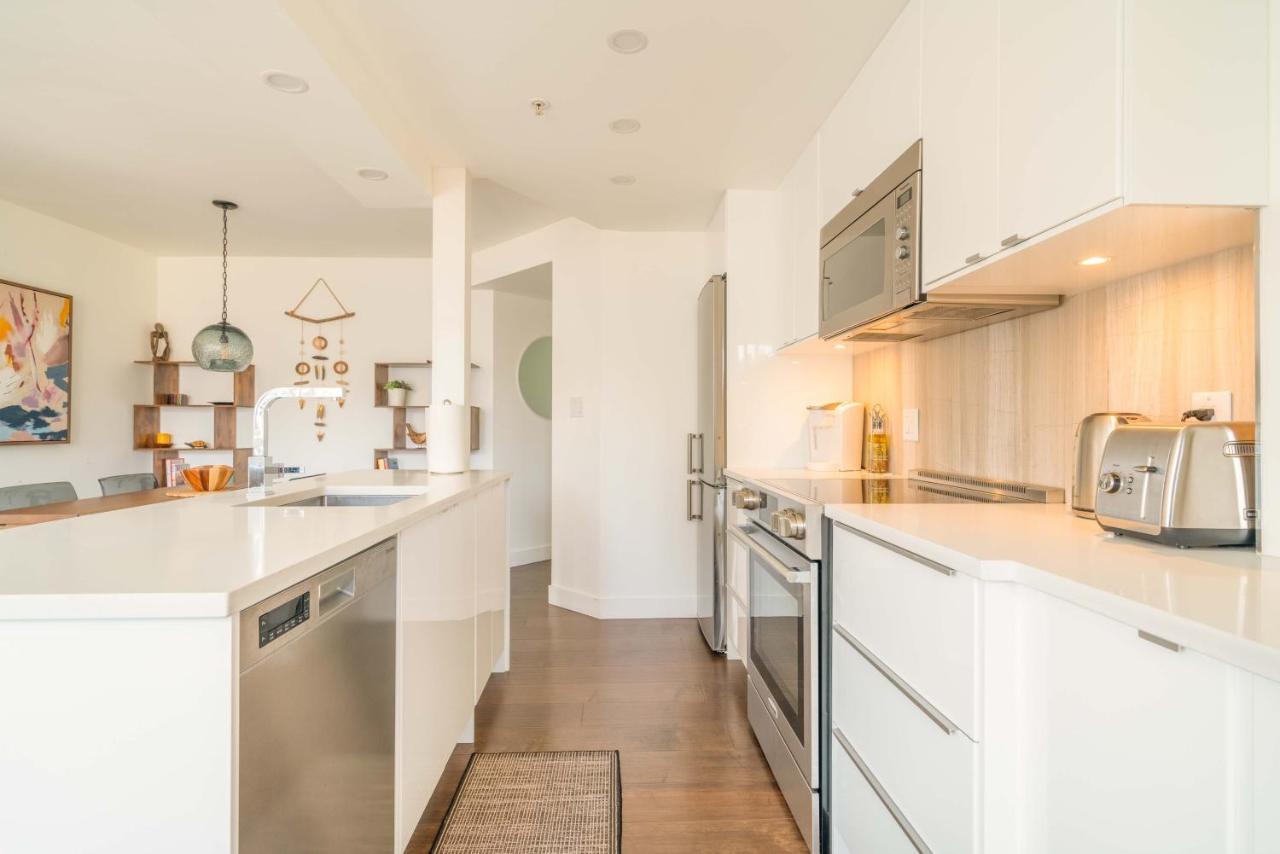 Sunset Walk 2bd+2ba+1prk Yaletown