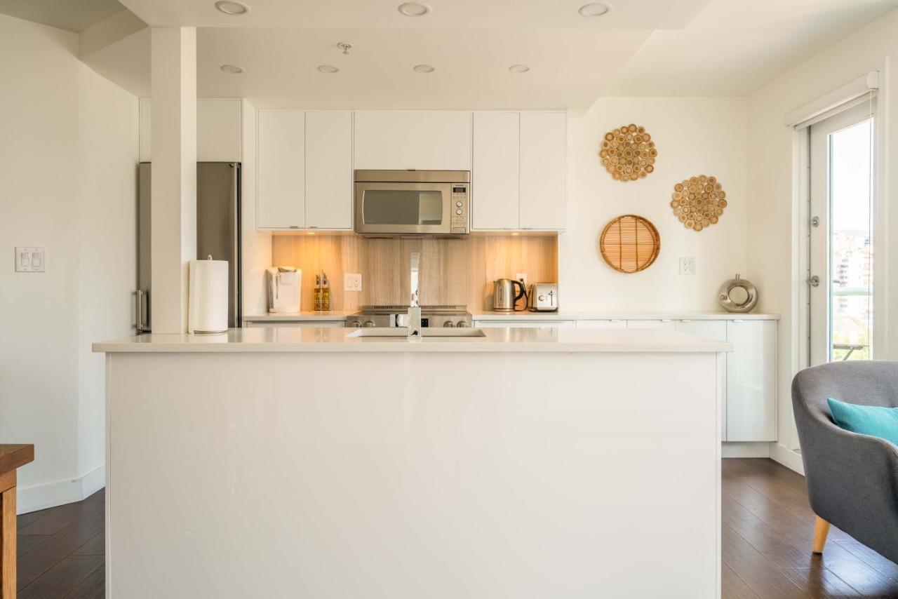 Apartment Sunset Walk 2bd+2ba+1prk Yaletown Vancouver