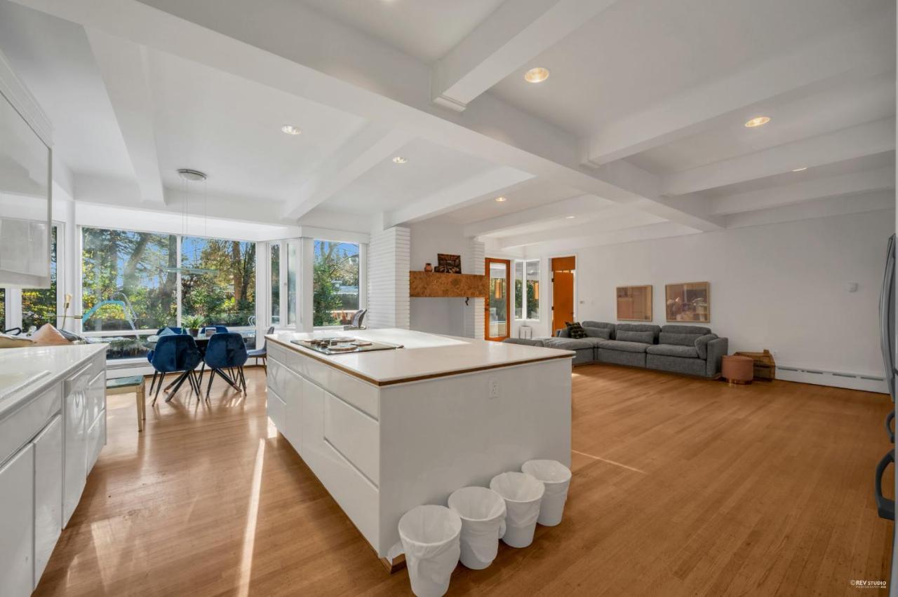 Historic Specious In West Homestay Vancouver