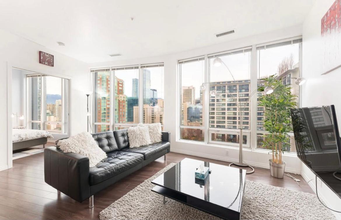 2bdrm Luxurious In Heart Of Downtown Vancouver