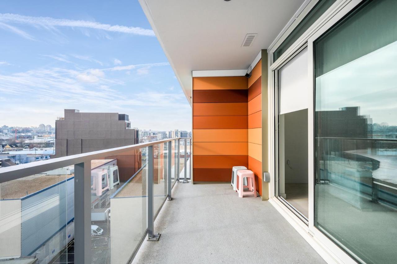 Cozy 2bd Apt In Vancover Free Parking Apartment Vancouver