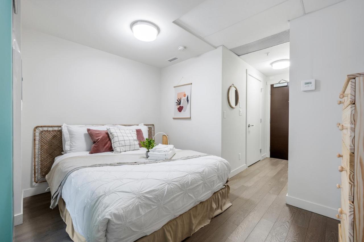 Apartment Cozy 1 Bedroom Unit Near Queen Elizabeth Park *