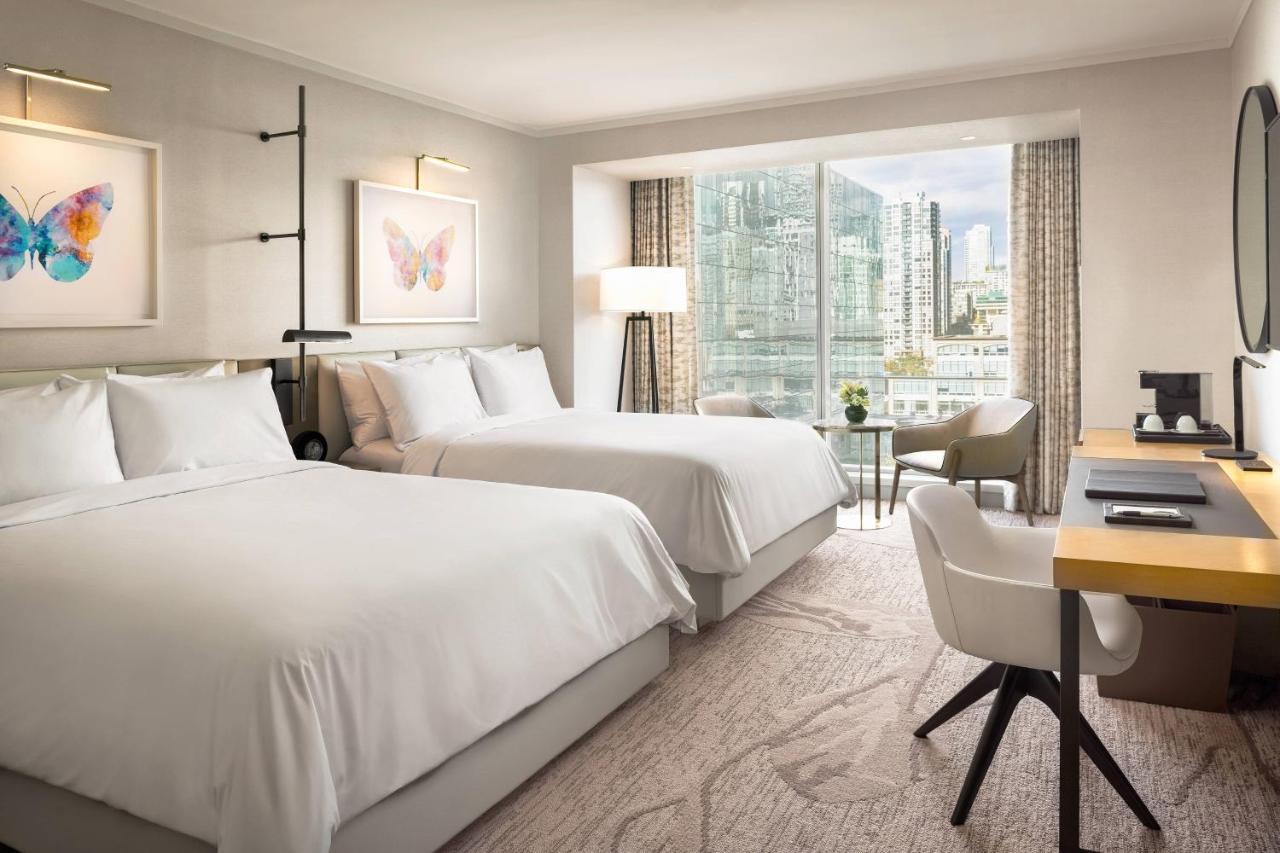 Jw Marriott Parq Hotel