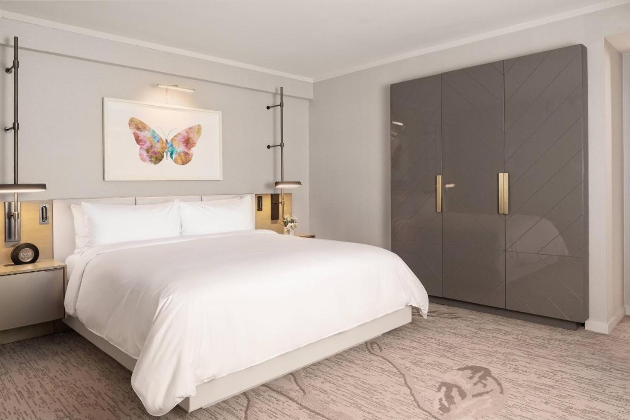 Jw Marriott Parq Hotel 5*