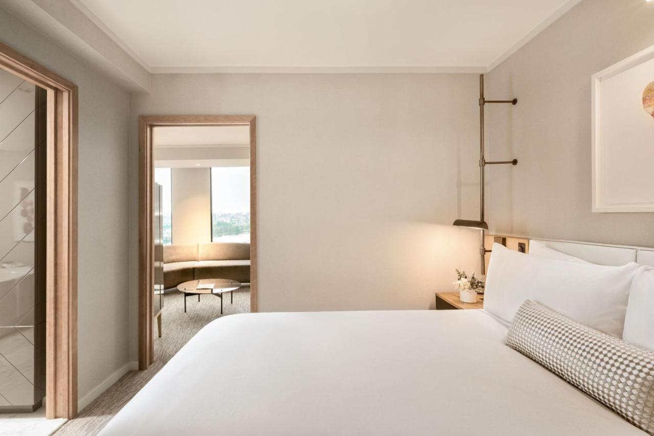 Jw Marriott Parq Hotel 5*