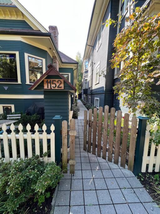 Apartment A Gentle Hideaway In The Urban Forest West End Downtown Vancouver
