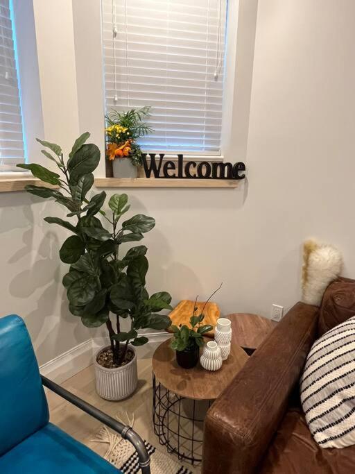 Apartment A Gentle Hideaway In The Urban Forest West End Downtown Vancouver