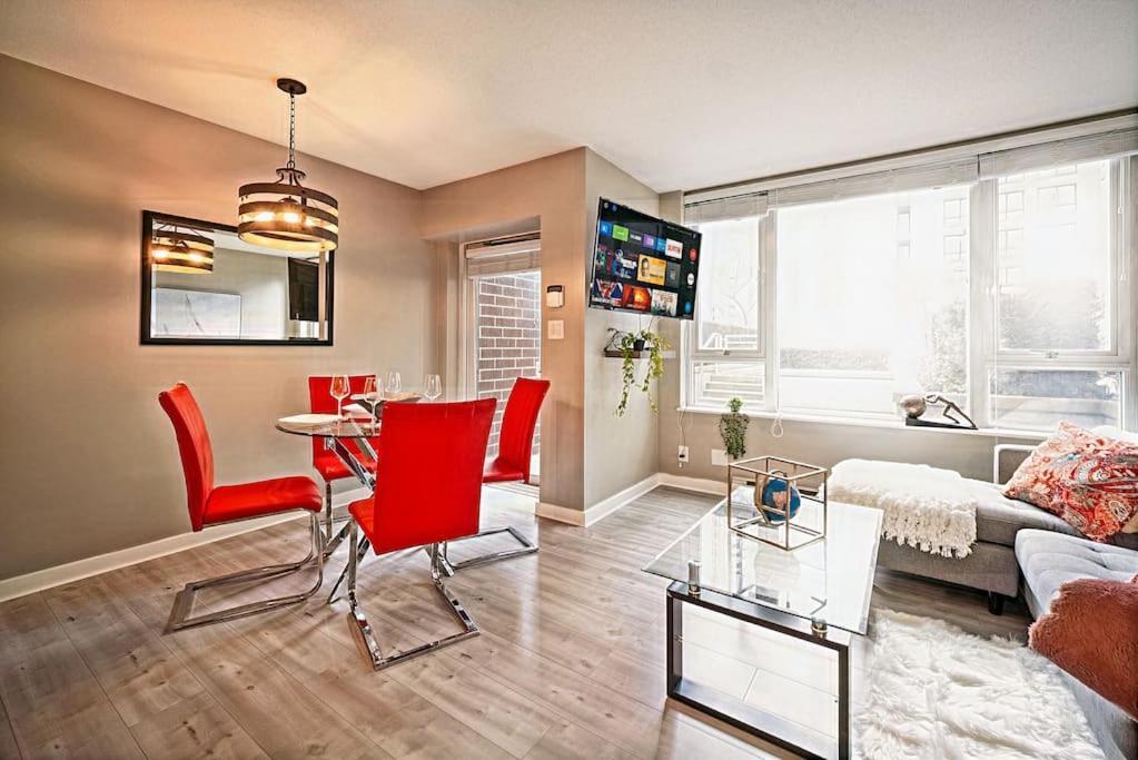 Yaletown Oceanview Gem 3 Bedroom Luxury Haven Apartment *