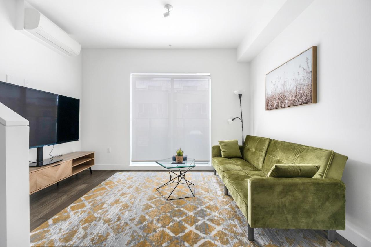 New 3bd Townhouse Near Qe Park Holiday home *