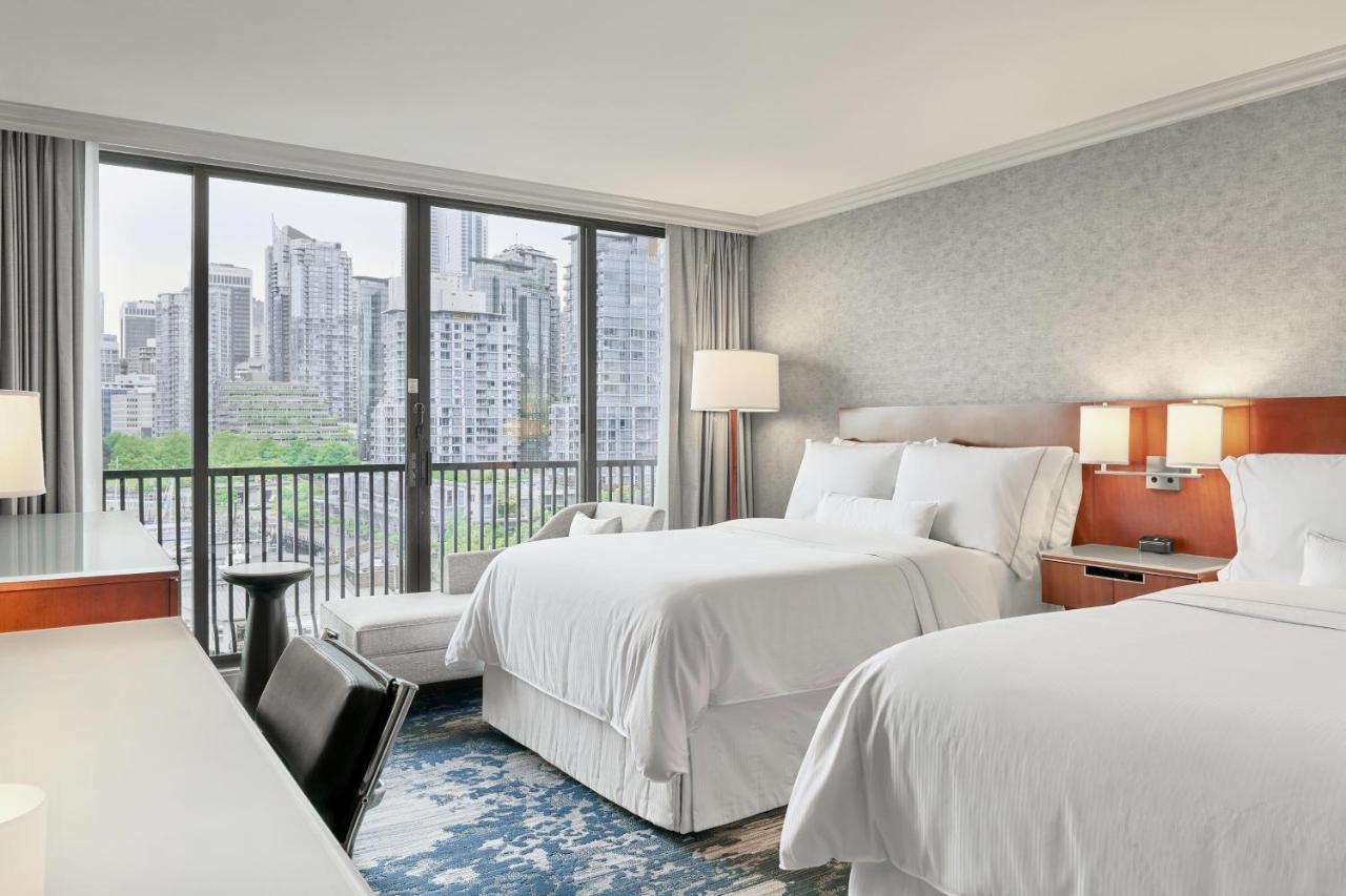 The Westin Bayshore, Hotel 4*