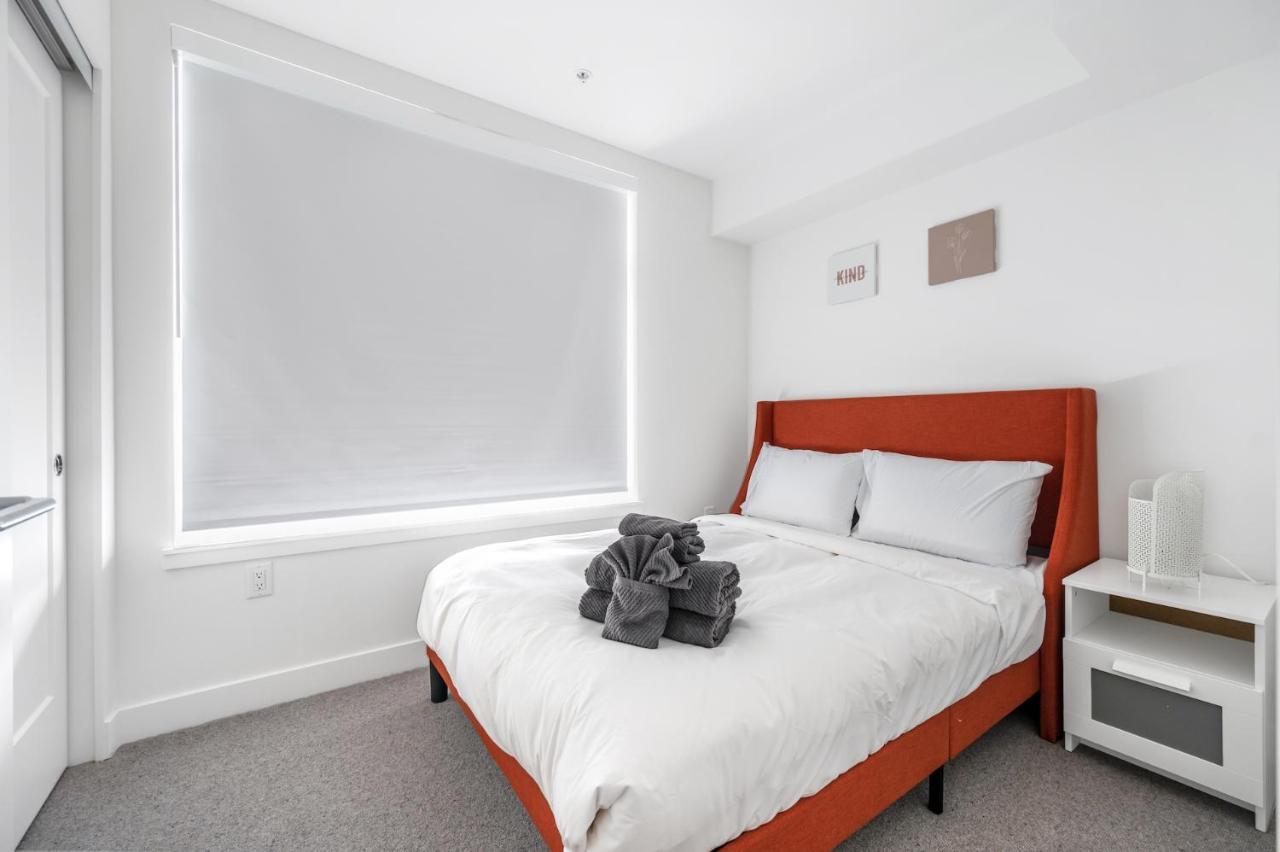 Holiday home New 3bd Townhouse Near Qe Park