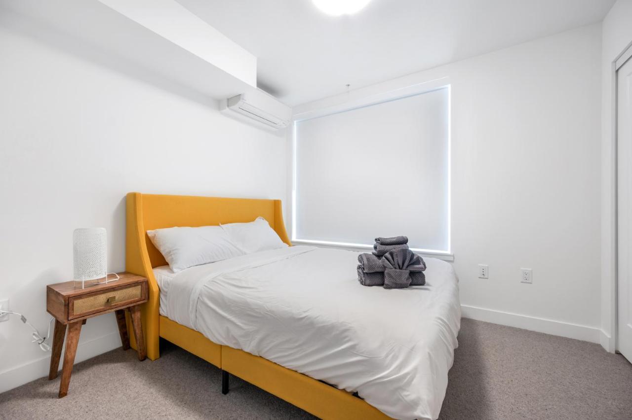 Holiday home New 3bd Townhouse Near Qe Park