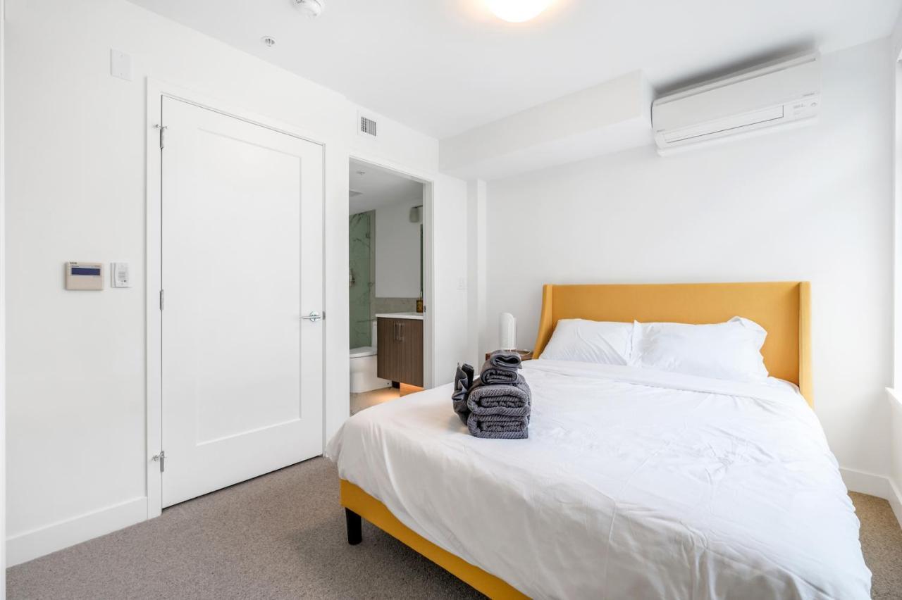 New 3bd Townhouse Near Qe Park Holiday home *
