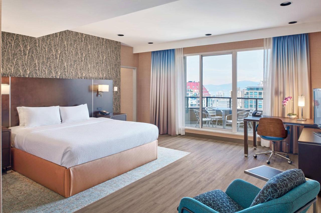 By Marriott Downtown 3*