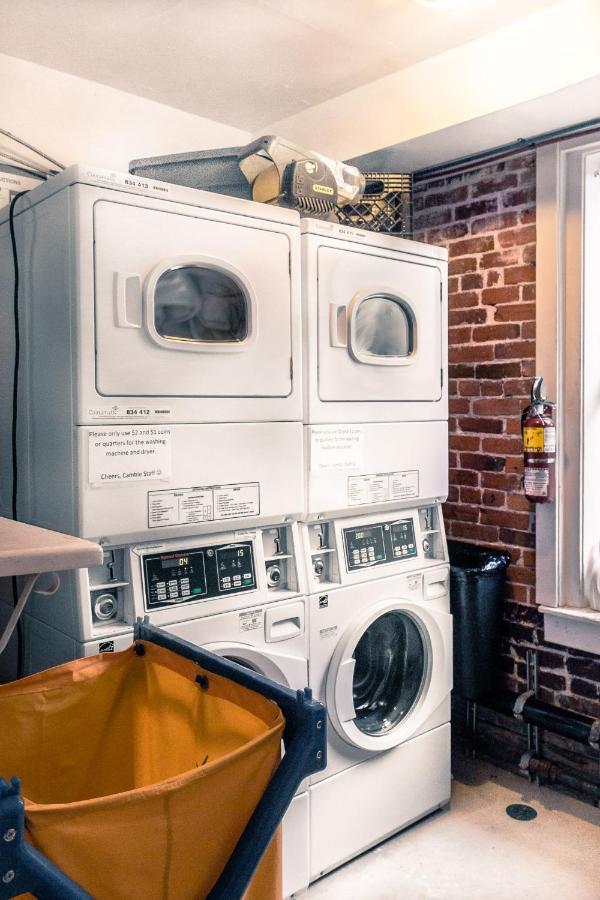 Hostel The Cambie Seymour