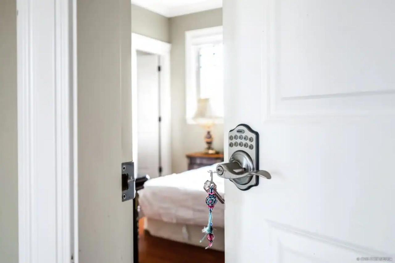 Lover's In Homestay Vancouver