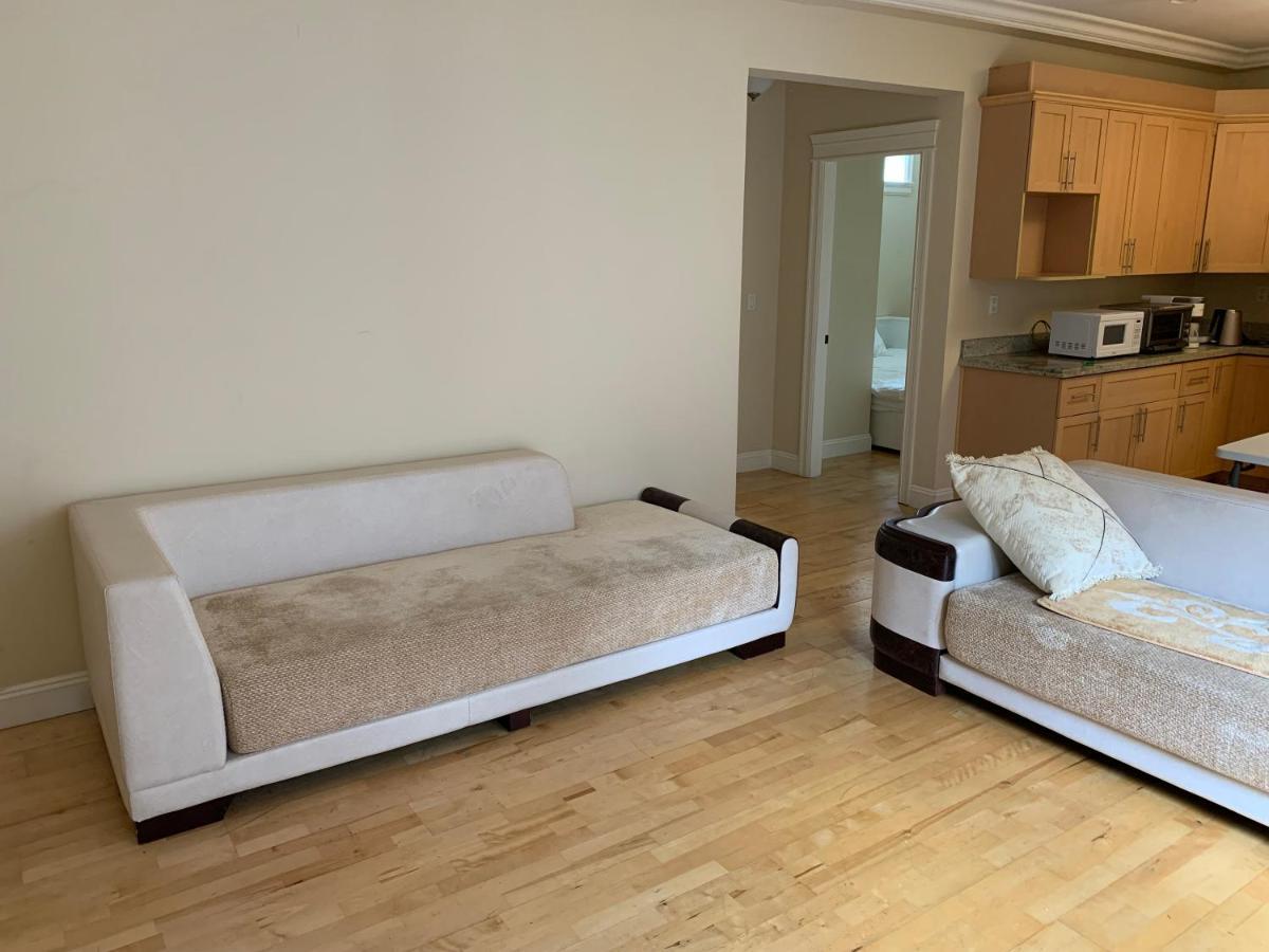 Homestay Lover's In Vancouver