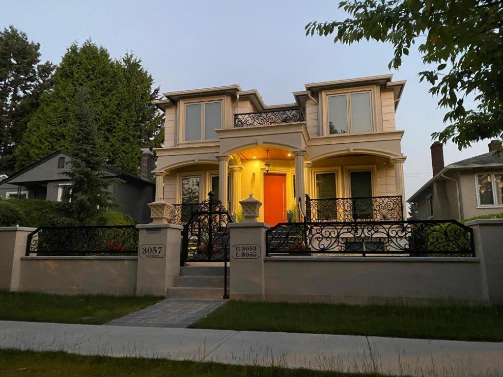 Milano Luxury * Vancouver