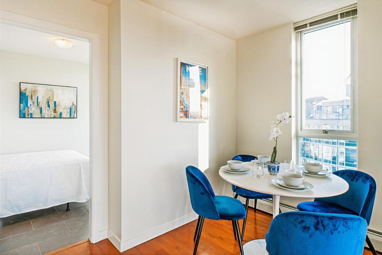Exceptional Full 3 Bedroom Escape Captivating 360 Scenery *