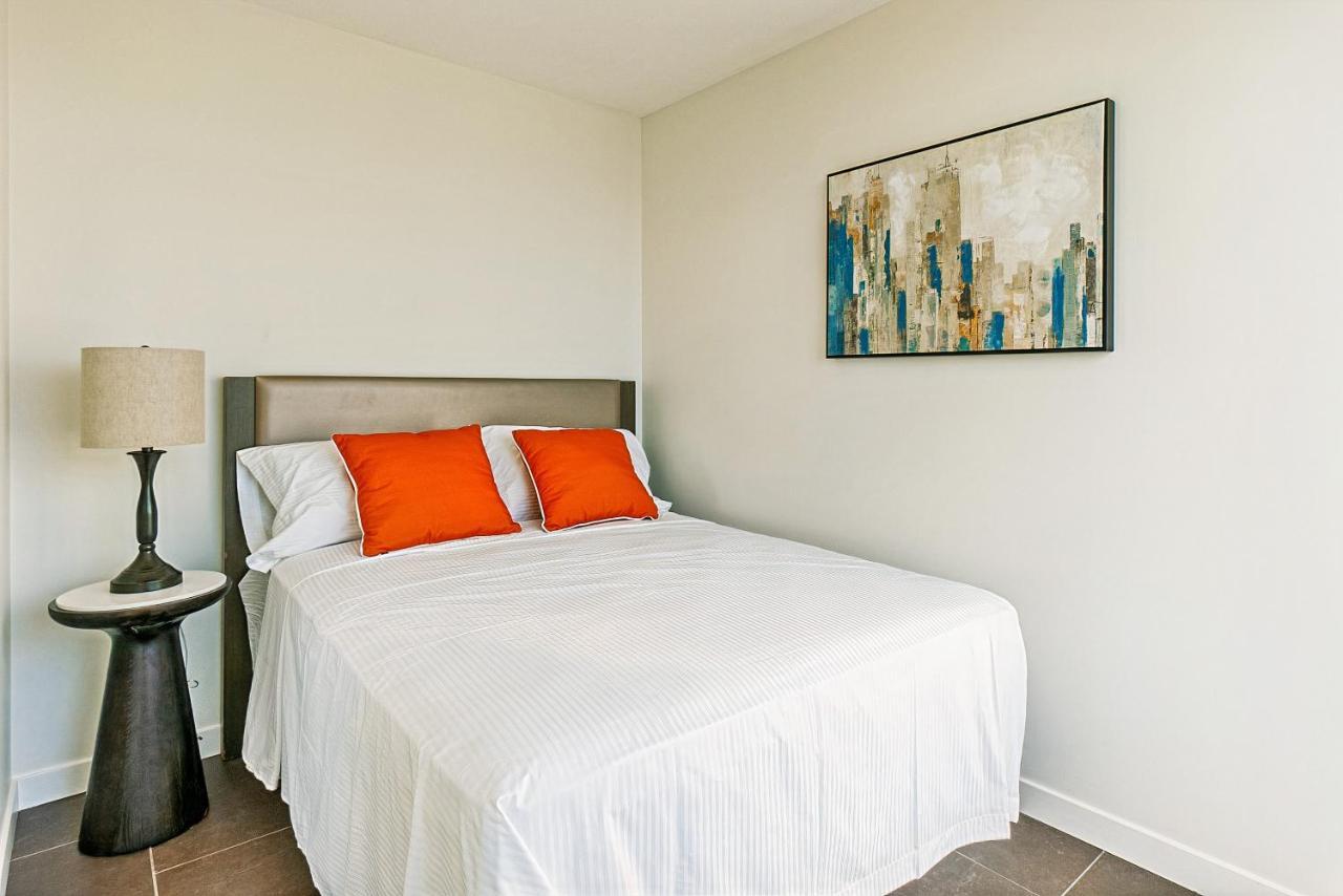 Exceptional Full 3 Bedroom Escape Captivating 360 Scenery Apartment Vancouver