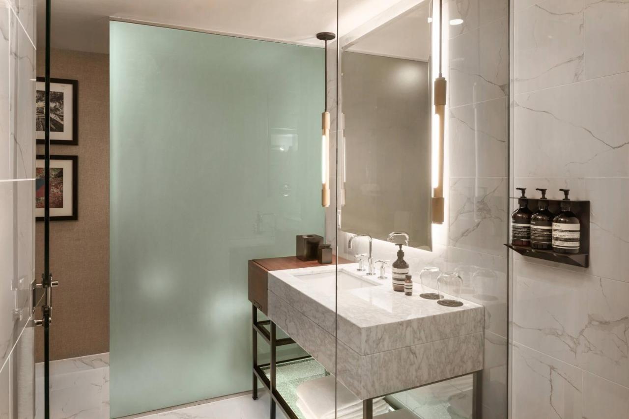 The Douglas, Autograph Collection Hotel